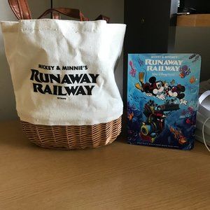Mickey & Minnie's runaway railway Disney Park Bag and Booklet